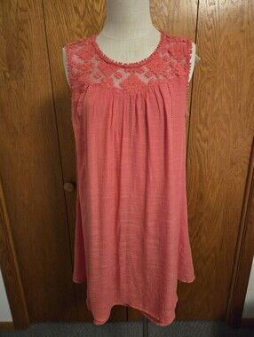 NWT CHRISTOPHER & BANKS Sleeveless Coral Lace Yoke Dress. Size Large.